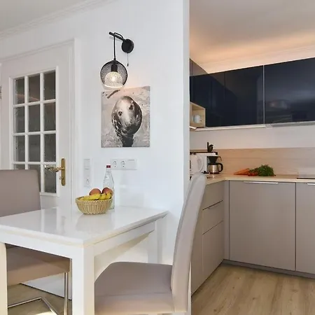 Olympia Haus 2, Whg 9 Apartment *