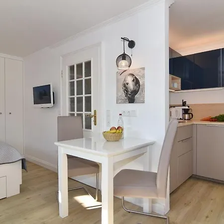 Olympia Haus 2, Whg 9 Apartment *